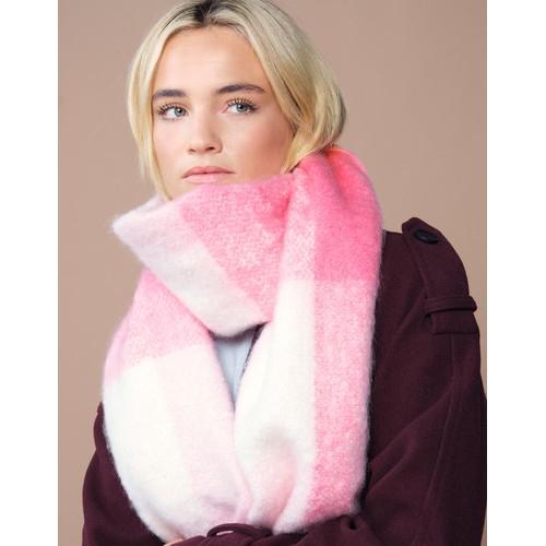 Fluffy Check Scarf