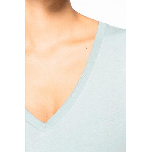 Eco-friendly ladies’ V-neck t-shirt