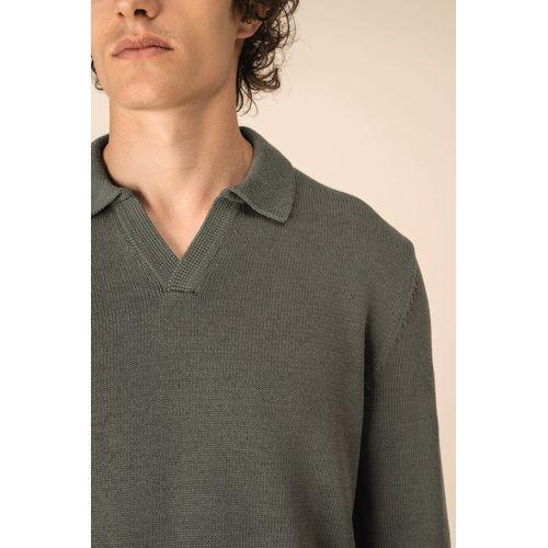 Men's jumper with polo collar
