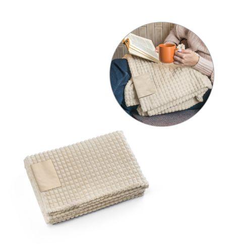 CELINE. Couverture en polyester recyclé (100% rPET)