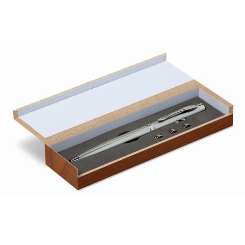 Laser pointer in wooden box    MO8193-14