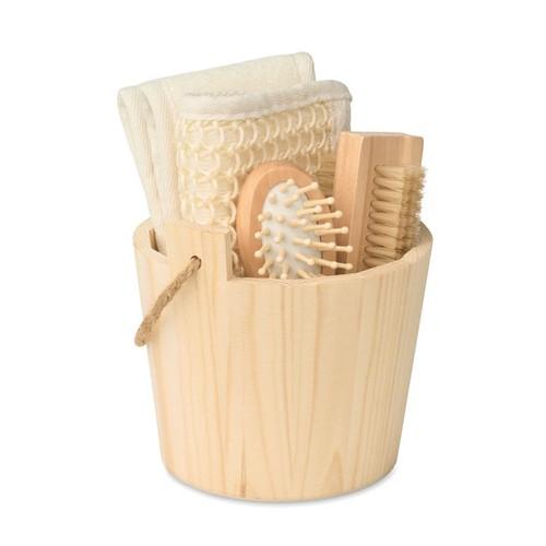 SELFCARE Bath gift set in wooden bucket